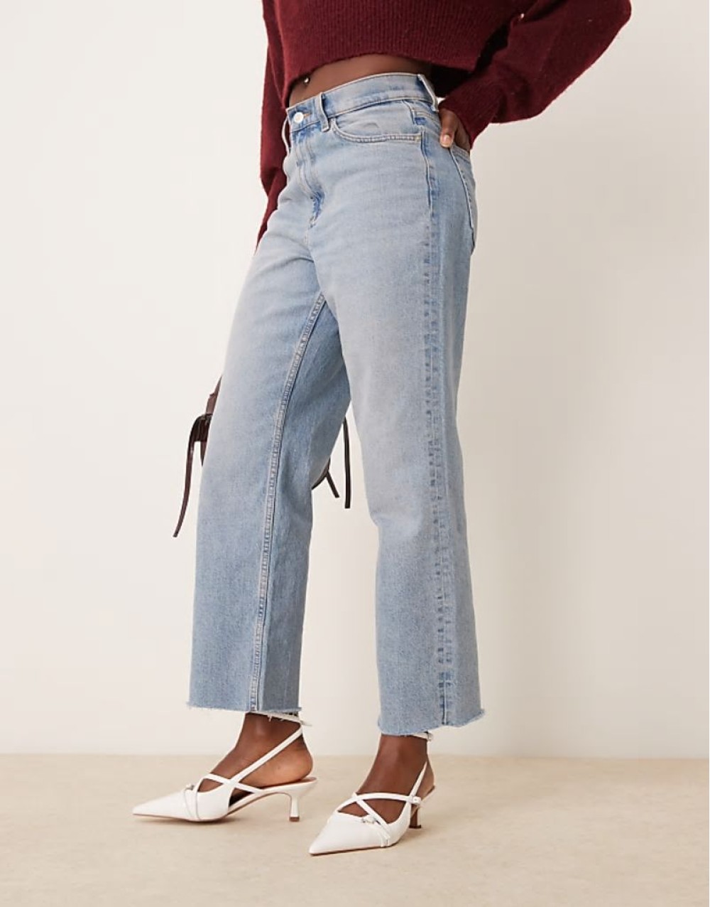 Scottie buckle detail kitten heeled shoes in off white