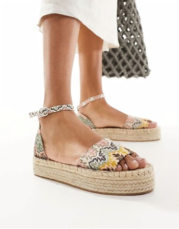 crochet flatform espadrille in Natural